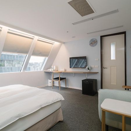 Hotel Attic Taipeh Exterior foto