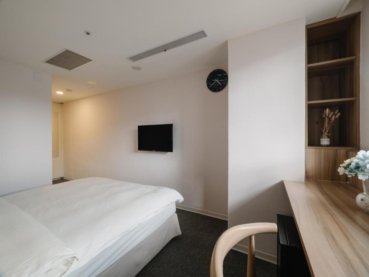 Hotel Attic Taipeh Exterior foto